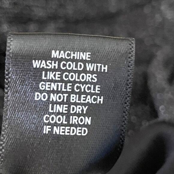 Torrid Black Glitter Lurex Flutter Sleeve Surplice Wrap Romper Plus Size 6 - Picture 13 of 13